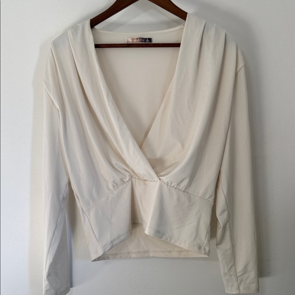 Abercrombie & Fitch Tops - Abercrombie & Fitch Ivory Wrap Blouse
